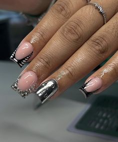 Chrome Nail Ideas, Nail Chrome, Winter Glam, Gel Toe Nails, Chrome Nails Designs, Art Masterpieces, Hard Nails, Chrome Nail, Colored Acrylic Nails