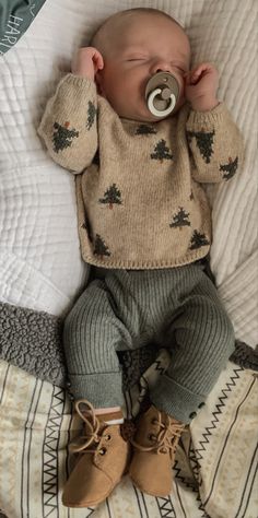 Where To Shop For Baby Boy Clothes, Baby Boy Fall Outfits 6 Months, Newborn Winter Outfits Boy, Baby Boy Fall Outfits 3-6 Months, Christmas Baby Boy Outfits, Baby Boy Neutral Outfits, Baby Boy Announcement Outfit, Baby Boy Winter Outfits Newborn, 3-6 Month Baby Boy Clothes