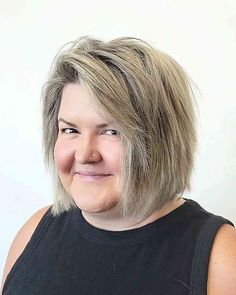 Double Chin Short Haircut, Short Hair For Over 50 Plus Size, Best Haircut For Plus Size Women, Double Chin Hairstyles Plus Size, Hairstyle For Double Chin Face, Hairstyles For Double Chin Faces Over 50, Haïr Style For Fat Face, Haircut For Double Chin Face, Hair Cuts For Double Chin