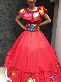 Mexican Red skirt with top Handmade Beautiful Frida Kahlo | Etsy Fitted Dress For Day Of The Dead Festival, Red Dress For Cinco De Mayo Fiesta, Coco Theme Party, Jalisco Dress, Skirt With Top, Mexican Boho, Frida Kahlo Style, 5 De Mayo, Red Skirt