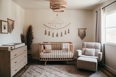 In this post, you will discover the best gender neutral nursery ideas that will inspire you to create your little one's dream space. Gender Neutral Nursery Themes, Neutral Nursery Themes, Nursery Theme Ideas, Gender Neutral Nursery Ideas, Neutral Nursery Ideas, Nursery Themes Neutral, Jungle Theme Nursery, Ocean Themed Nursery, Whale Decor