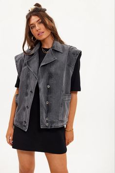 Gilet Outfit Women, Gilet Outfit, Grow Up, Denim Gilet, Black Denim Vest, Vest Denim, Denim Waistcoat, Biker Denim, Wild Goose