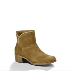 Classic Suede Bootie Lifted With A Chunky Low Heel. Footbed Features Shearling Or Plush Uggpure. Constructed From Unlined Spring-Weight Suede With A Light, Deconstructed Feel. In Great Condition. Worn Only Once Or Twice. Comes In Original Box. Fake Uggs, Ugg Style, Chestnut Color, Ugg Classic, Shoe Closet, Slipper Shoes, New Classic, Ankle Bootie, Ugg Australia