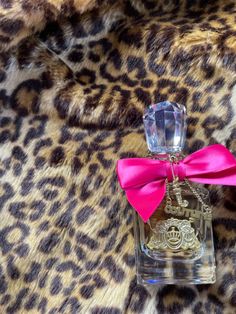 viva la juicy 
juicy couture 
cheetah 
mcbling 
y2k
paris hilton Pink Yk2, 2000s Cheetah Print, Cheetah Print Y2k, Y2k Leopard Print, Juicy Couture Perfume, Couture Perfume, 2000s Clothing, Ball Aesthetic