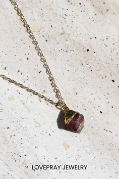 Bold, raw, and full of meaning, our Raw Garnet Chain Necklace is the perfect statement piece for grounding and passion. Garnet’s deep energy helps ignite creativity and restore balance, making it an ideal crystal for both style and spiritual connection. Add this timeless necklace to your collection or gift it to someone special this season.