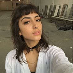 Chic Hairstyle, Bangs With Medium Hair, Work Hairstyles, Curly Hair With Bangs, Hair Crush, Aesthetic Hair, Green Hair