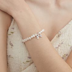 White Sterling Silver Charm Bracelet For Wedding, Sterling Silver Bracelet With Clasp For Wedding, Adjustable Pearl Bracelet With Sterling Silver Clasp For Wedding, Pearl Bracelet Wedding, Wedding Bride Jewelry, Bracelet Wedding, Jewellery Gift, Bride Jewellery, Pearl Size