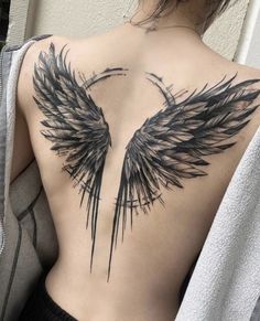 wings tattoo Back Tattoo Pattern, Back Tattoos For Women Quotes, Angle Wing Tattoos Back, Dragon Wings Back Tattoo Women, Intense Tattoo Ideas, Women Tatoos Ideas With Meaning, Wing Tattoos Women, Raven Wings Tattoo Back, Maleficent Wings Tattoo