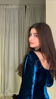 Hoorain Shaikh Nancy Queen, Beautiful Mehndi, Anime Black, Elegant Dresses Classy, Beautiful Photoshoot, Arab Fashion, Bff Quotes, Korean Girl Fashion