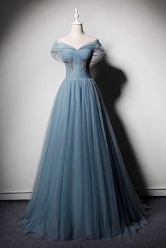 Yule Ball Dresses, Prom Dress Blue, Tulle Evening Dress, Blue Evening Dresses, Blue Tulle, Long Evening Gowns, Grad Dresses, Tulle Prom Dress, Prom Dresses Blue