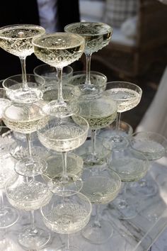 Pearls and Prosecco Bridal Shower Theme | Bridal Shower 101 Pearls And Processo Party, Champagne And Pearls Theme, Pearl Wedding Aesthetic, Champagne Themed Party, Prosecco And Pearls, Prosecco Tower, Bridal Shower Ideas Themed Elegant, Champagne Tower Aesthetic