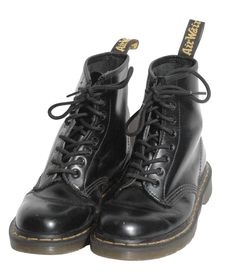 Vintage Dr Martens boots in a black colour. The 1460 is the original Dr. Martens boot. Features eight eyelets, classic Dr. Martens smooth leather, grooved sides, a heel loop, yellow stitching, and a comfortable, air cushioned sole.  Condition: Good vintage condition. These are used so won't look new. Odd minor scuff and mark. Size  UK: 6  EU: 39  US: 7 (8 US L) More vintage clothing on our website www.brickvintage.com Martens Boots, Dc Martens, Doc Marten Boots, Vintage Doc Martens, Dr Martin Boots, 80s Shoes, Dr Martens Black, Dr Martens Womens, Doc Martens Boots