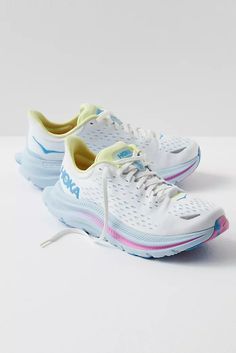 Cute Shoes For School, Cute Running Shoes, Shoes Boots Heels, Hoka Shoes, Crash Pad, Preppy Shoes, Shoe Wishlist, Shoe Inspo, Cute Nikes