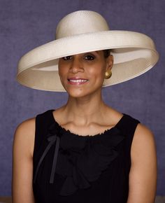 Fancy Hats Classy, Lamp Hal, French Hats, American Hats, Flowy Fashion, Cogic Fashion, Stylish Womens Hats, Special Occasion Hats, Church Lady Hats