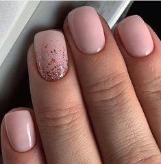 Dipped Nails Ideas Natural, Easy Simple Valentines Nails, Dip Powder With Designs, Neutral Gel Nail Colors Classy, Subtle Dip Nails, Natural Pink Nails With Glitter, Summer Wedding Nails Bridesmaid, Simple Nail Designs Dip Powder, Short Gel Nail Designs Natural Simple