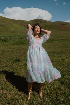 Tie Dye Pattern, Tie Dye Patterns, Chiffon Fabric, Dream Dress, Cotton Candy, Puff Sleeve, The Dress, Tie Dye, Chiffon