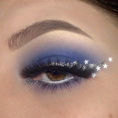 Carnaval Make-up, Make Up Designs, Mekap Mata, Drag Make-up, Galaxy Makeup, Eyeliner Hacks, Cute Eye Makeup, Taylor Swift Tour, Taylor Swift Tour Outfits