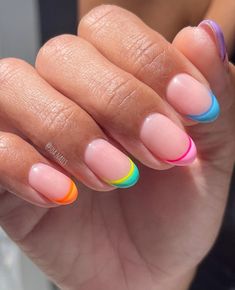 Summer French Tip Nails, Color Trends 2024, Tip Nail Designs, Teen Nails, Gel Nails French, French Tip Nail Designs, Nail Color Trends, Broken Nails, Simple Gel Nails