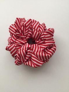 XLarge hair scrunchie ,double oversized scrunchie, material: Light weight fabric double elastic, firm comfortable hold. suitable for all hair types. colour: red and white stripes size: approximately : 4.5-5 by 4.5-5 inches by 3 inches handmade in Australia. Ponytail Scrunchie, Christmas Hair, Red And White Stripes, Hair Ties, Wedding Basket, Scrunchies, Elastic, Red And White, Stripes