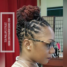 Sisterloc Hairstyles, Beginner Locs, Locs Starter, Locs Updo, Short Haircuts Black Hair, Style Locs, Locks Styles, Small Dreads, Pretty Updos