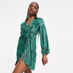 Reposhing This Item I Purchased From @Annascloset1417. Never Worn, Just A Little Too Tight For My Body Type. Questions? Leave A Comment Below! Green Long Sleeve Paisley Print Dresses, Green V-neck Paisley Print Dress, Body Types, Paisley Print, Satin Dresses, Green Dress, Paisley, Tights, Topshop