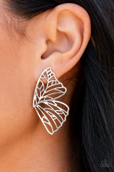 Butterfly Frills-Silver - Gtdazzlequeen Whimsical Butterfly, Silver Butterfly Earrings, Pink Jewels, Butterfly Earrings Stud, Butterfly Wing, Silver Frames, Jewelry Images, Paparazzi Accessories, Silver Bars