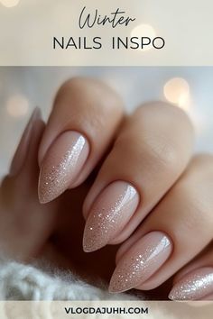 Nails For Winter Wedding, Winter Proposal Nails, New Year Dip Nail Ideas, Natural Winter Nails Simple, Nails Idea Winter, Ombre Nail Designs Winter, Engagement Nails Ideas Winter, Winter Bridesmaid Nails, Elegant Winter Nail Designs