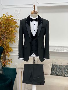 Valencia Navy Blue Slim Fit Tuxedo freeshipping - BOJONI – brabion 3 Piece Suit Men Wedding, Shawl Lapel Tuxedo, Wedding Suits Men Black, Indian Wedding Suits Men, Cool Tuxedos, Tuxedo Colors, Suits And Sneakers, Wedding Outfits For Groom, Black Suit Men