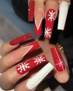 Christmas Nail Designs Acrylic, Nail Art Noel, Red Christmas Nails, Red And White Christmas, Long Acrylic Nail Designs, Long Acrylic Nails Coffin, Christmas Nails Acrylic