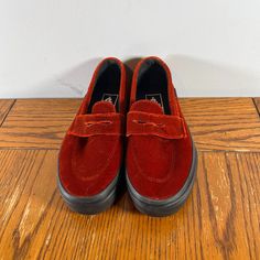 Details: Womens Size 6 Vans Loafers Burnt Orange Color, Rubber Sole Velvet Material Condition: Nwot. Great Condition. No Holes, Rips, Or Stains. About Me: *I Accept Reasonable Offers *Same Or Next Day Shipping Thank You For Shopping In My Closet! <3 Style Tags: Pop Of Color, Outdoors, Work, Sophisticated, Formal, Preppy, Summer, Casual. Orange Oxford Shoes, Vans Loafers, Burnt Orange Color, Preppy Summer, Loafers Style, Velvet Material, Womens Vans, Vans Shoes, Womens Oxfords