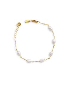 This dainty gold plated bracelet features alternating oval pearls, making it a timeless piece that will never go out of style. Whether you're looking for a subtle addition to your everyday look or a statement piece for a special occasion, the pearl chain bracelet is the perfect choice. Size: 6.2 inch length + 1 inch extension Material : freshwater pearls and 18k gold plated 925 silver chain. water resistant, hypoallergenic & nickel free packaged in ILLÁRI drawer jewelry box Gold Plated Classic Pearl Bracelet, Classic Gold-plated Pearl Chain Bracelet, Elegant Gold-plated Chain Bracelet With Extender, Elegant Pearl Bracelet With Adjustable Chain, Elegant Pearl Bracelet With Delicate Chain, Classic Everyday Pearl Chain Bracelets, Elegant Pearl Drop Chain Bracelet, Elegant Everyday Pearl Chain Bracelet, Classic Pearl Bracelets With Adjustable Chain