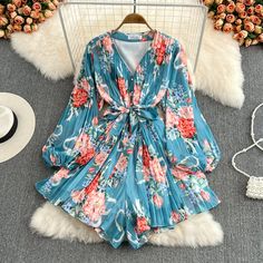 Cute v neck floral long sleeve jumpsuit fashion jumpsuitFabric: blendedColor: red, white, blue, green, blackSize(cm): free size (1inch=2.54cm)length 80cm bust 108-124cm waist 64-110cmPlease check the size carefully when you choose items.For more pictures of the jumpsuit, please contact us, thank you. Trendy V-neck Jumpsuits And Rompers For Brunch, Casual Floral Print V-neck Jumpsuits And Rompers, Chic Long Sleeve Jumpsuits And Rompers For Brunch, Chic Long Sleeve Jumpsuits For Brunch, Summer Floral Print Long Sleeve Jumpsuits And Rompers, Long Sleeve Floral Jumpsuits And Rompers For Summer, Long Sleeve Floral Jumpsuit For Summer, Long Sleeve Jumpsuits And Rompers For Spring Brunch, Trendy V-neck Jumpsuits And Rompers With Floral Print