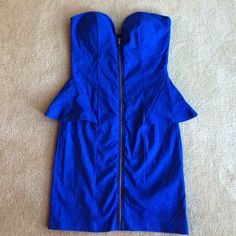 Blue Strapless Dress, Never Worn. Zipper In Front. Peplum Style. New Without Tag Size Medium Blue Tube Dress, Kookai Dress, Blue Mini Dress With Zipper Closure, Peplum Design, Peplum Designs, Blue Strapless Dress, Summer Cocktail Dress, Bathing Suit Dress, Strapless Lace Dress