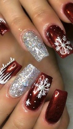 Red Christmas Nails 2022, Classy Christmas Nails Acrylic, Fancy Christmas Nails, Red And White Nails, Xmas Nail Art, Red Christmas Nails, Fancy Nails Designs