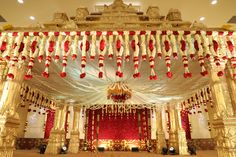 Wedding Decorations South Indian Stage, South Indian Wedding Venues, South Indian Wedding Hall Decorations, Wedding Muhurtham Decoration, Marraige Mandap Decoration South Indian, South Indian Muhurtham Decor, Muhurtham Stage Decoration South Indian, Muhurtham Decoration South Indian