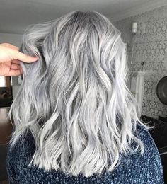 Allover Silver Hair Color With Highlights And Lowlights Colored Hair Tips, Silver Hair Color, Silver Grey Hair, Silver Blonde, Hair Color Highlights, Grey Hair Color, Cool Hair Color, Hair Envy, Grunge Hair