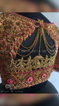 Blouse Designs Latest For Reception, Embroidery Blouse Designs For Bride, Doli Blouse Designs, Violet Bridal Blouse Designs, Brown Color Blouse Aari Work, Grand Bridal Blouse Design, Marriage Aari Work Blouse, Pallakku Aari Work Blouse