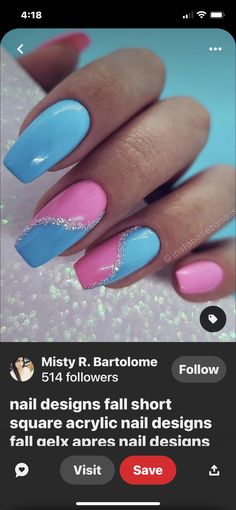 Blue And Pink Glitter Nails, Blue And Pink Gender Reveal Nails, Pink And Blue Nails Design Simple, Cute Gender Reveal Nail Ideas, Baby Pink And Baby Blue Nails, Baby Reveal Nails Ideas, Pink N Blue Nails, Pink And Aqua Nails, Baby Blue And Baby Pink Nails