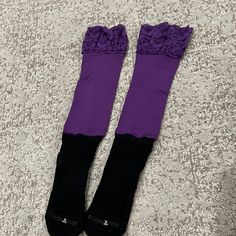 Womens Boot Tight Brand Socks. Brand New Purple Fitted Knee-high Socks, Fitted Purple Legwear For Winter, Fitted Purple Thigh High Stockings, Winter Stretch Purple Legwear, Purple Stretch Legwear For Winter, Winter Purple Stretch Legwear, Brand Socks, Color Purple, Hosiery