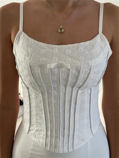 White Corset Top, European Summer Outfits, White Corset, Y2k Clothing, Vest White, Mode Inspo, Chic Sundress, White Sleeveless, Chic Woman