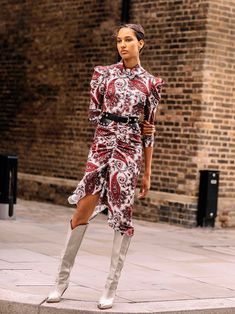 Isabel Marant Style, Isabel Marant Dress, Jim Jarmusch, Clothes Encounters, John Cassavetes, Older Women Fashion, Cowboy Outfits, Style Inspiration Fall, Picture Outfits