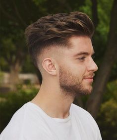 Mens Hairstyles Quiff, Best Haircut For Men, Mens Quiff, Fashion Poncho, Short Quiff, Modern Quiff, Quiff Haircut, Haircut For Men