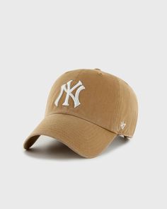 MLB New York Yankees '47 CLEAN UP w/ No Loop Label | BSTN Store Yankees Cap, Nike Sale, Exclusive Sneakers, 47 Brand, Snapback Cap, New York Yankees, Clean Up, Shoe Brands, Cotton Twill