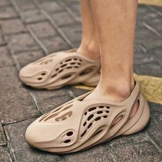 Lasaky - Yeezy-inspired Outdoor Slip-On Sandals with Anti-Slip Sole