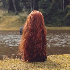 Long Orange Hair Aesthetic, Cute Red Hairstyles, Redhead Aesthetic Faceless, Curly Red Hair Aesthetic, Natural Orange Hair, Red Hair Aesthetic Faceless, Ginger Wavy Hair, Long Copper Hair, Long Ginger Hair