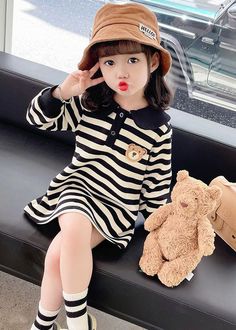 Casual Black White Striped Peter Pan Collar Print Kids Mid Dress FallFabric: Cotton BlendedSize Fit: Fit: This garment fits true to size.Length: Size 110 measures 56.5cm from shoulder to hemBust:The bust size for size 110 measures around 67cmWash: Hand Wash Cold. Fall Maxi, Mid Dress, Plus Size Romper, Mid Dresses, Casual Black, Boho Stil, Pan Collar, Peter Pan Collar, Fall Wardrobe