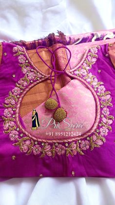 Sliver Blouse Aari Work, Hand Thread Embroidered Blouse Designs, Boat Neck Aari Work Blouse Designs, Thread Work Embroidery Blouse, Simple Hand Work Blouse Designs, Thread Work Blouse Designs, Modern Blouse Designs, Aari Blouses