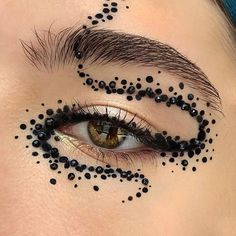 Drag Make-up, Rhinestone Makeup, Graphic Makeup, Rave Makeup, Dope Makeup, Creative Eye Makeup, Creative Makeup Looks, Liquid Liner, Eye Makeup Art