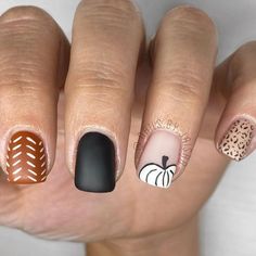 Black And White Pumpkin Nails, Black Thanksgiving Nails, Western Nails, Fall Gel Nails, Pumpkin Nails, Nail Time, Nails 2022, Nail Stuff