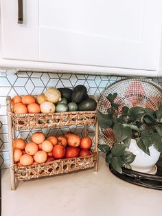 there are many fruits on the kitchen counter